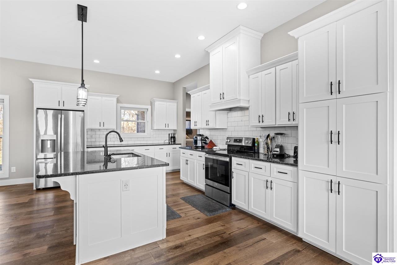 107 Summit Creek Drive photo 10