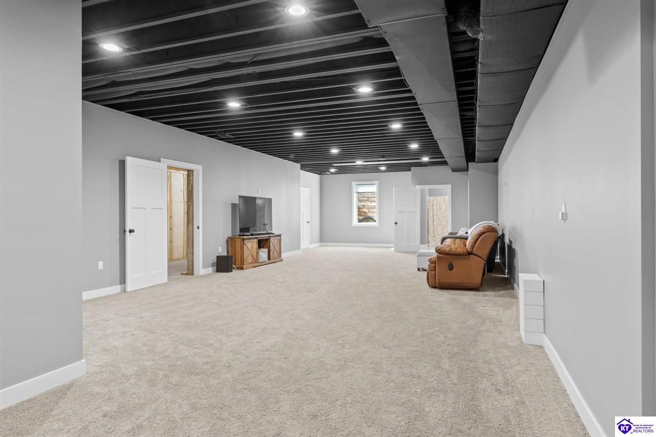 107 Summit Creek Drive photo 29