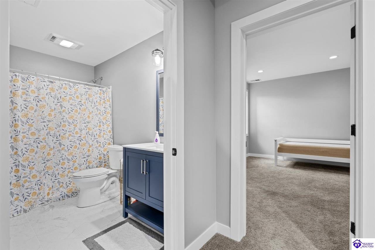 107 Summit Creek Drive photo 32