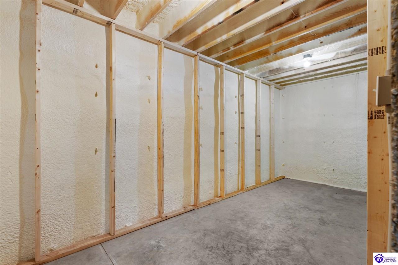 107 Summit Creek Drive photo 34