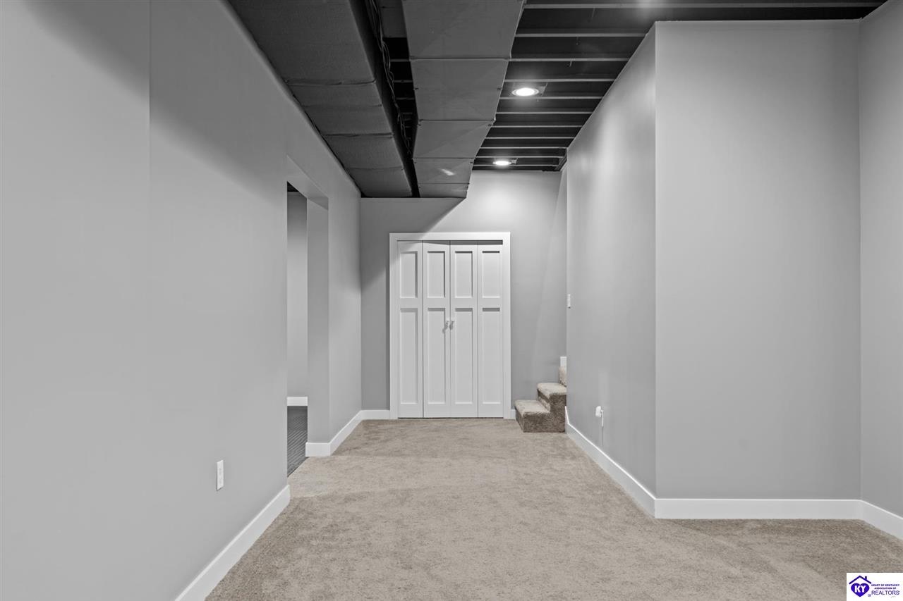 107 Summit Creek Drive photo 36