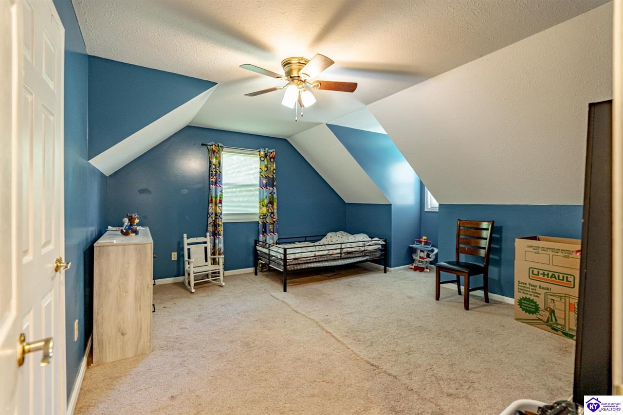 2050 Hill Street photo 11