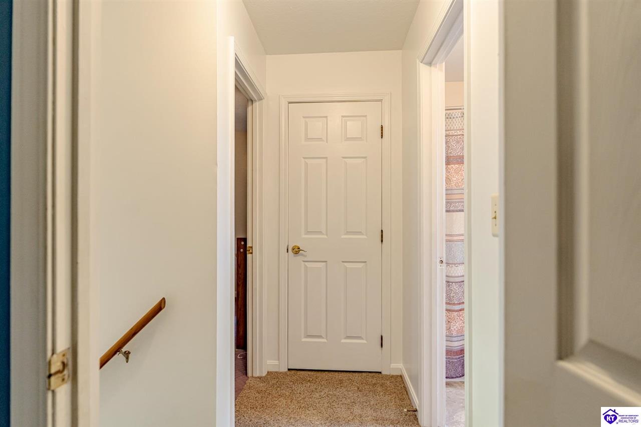 2050 Hill Street photo 13