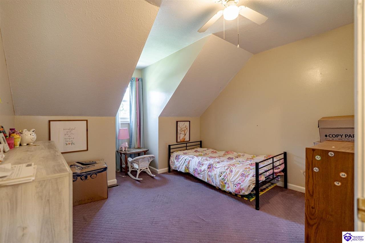 2050 Hill Street photo 14