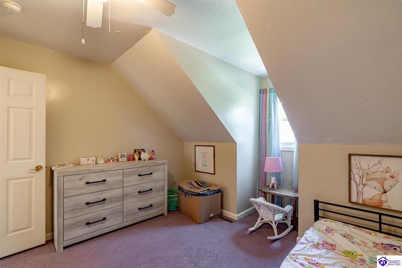 2050 Hill Street photo 15