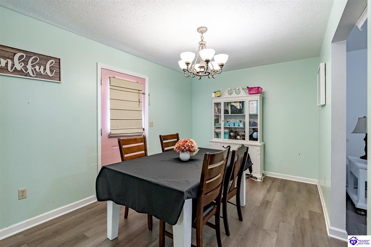 2050 Hill Street photo 7