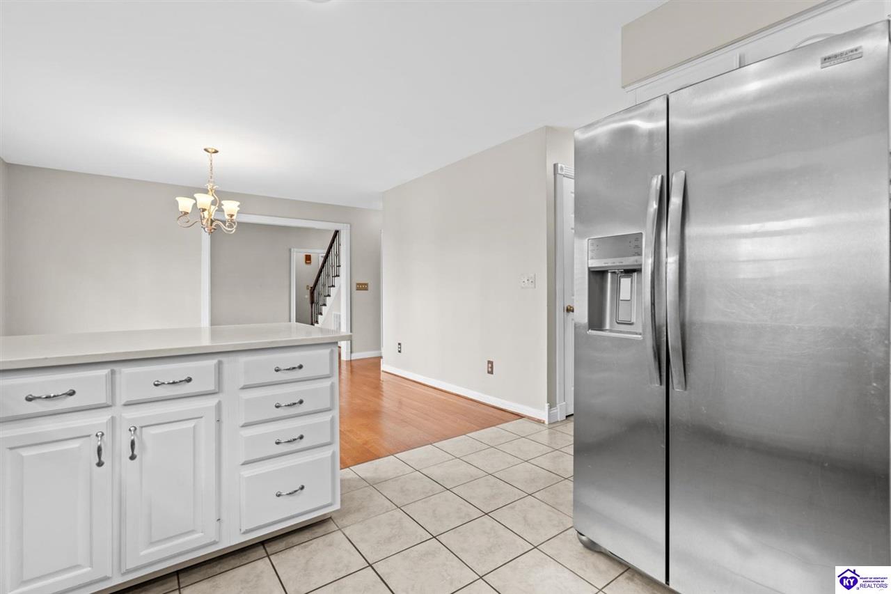 506 Delaware Court photo 11