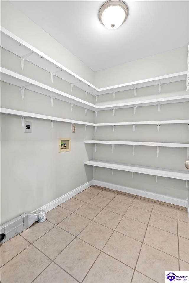 506 Delaware Court photo 13