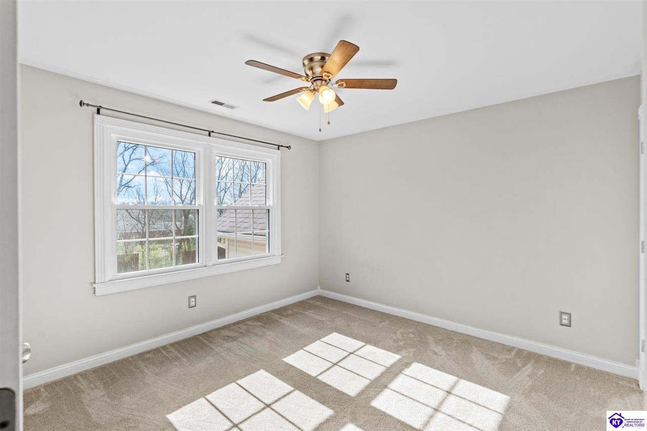 506 Delaware Court photo 24