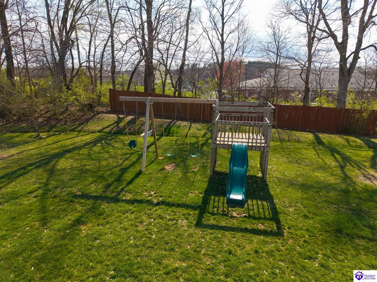 506 Delaware Court photo 30