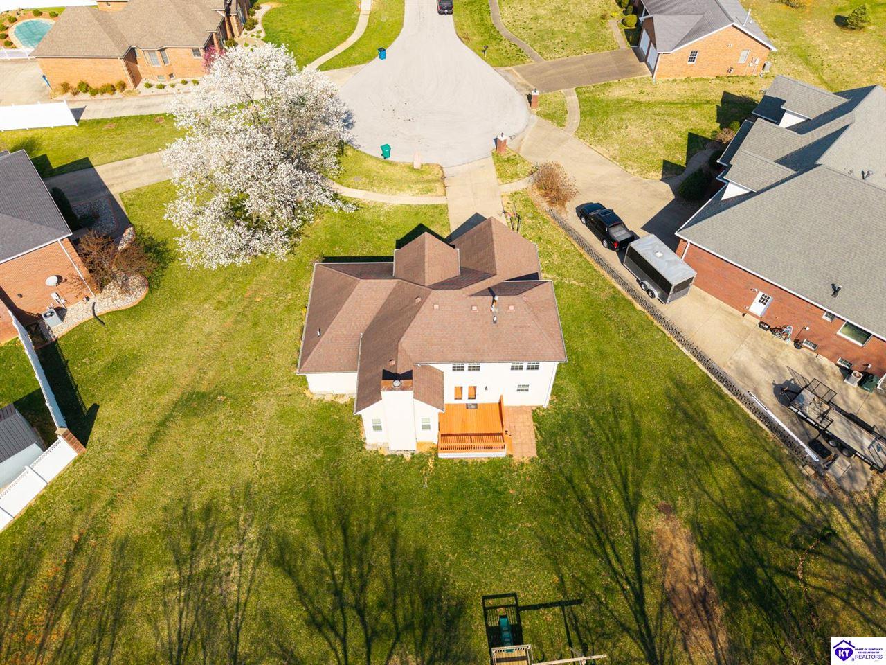 506 Delaware Court photo 32