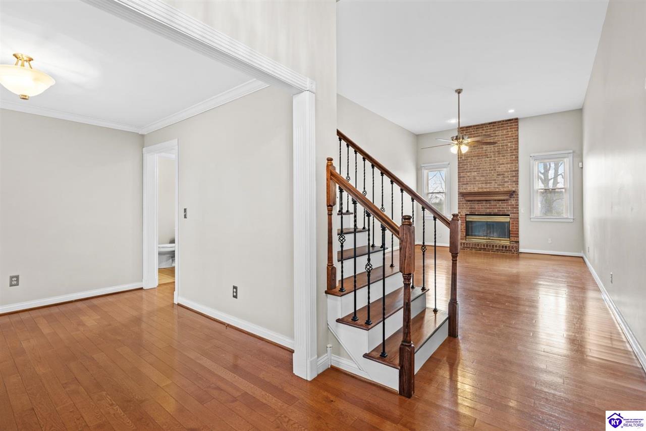 506 Delaware Court photo 4