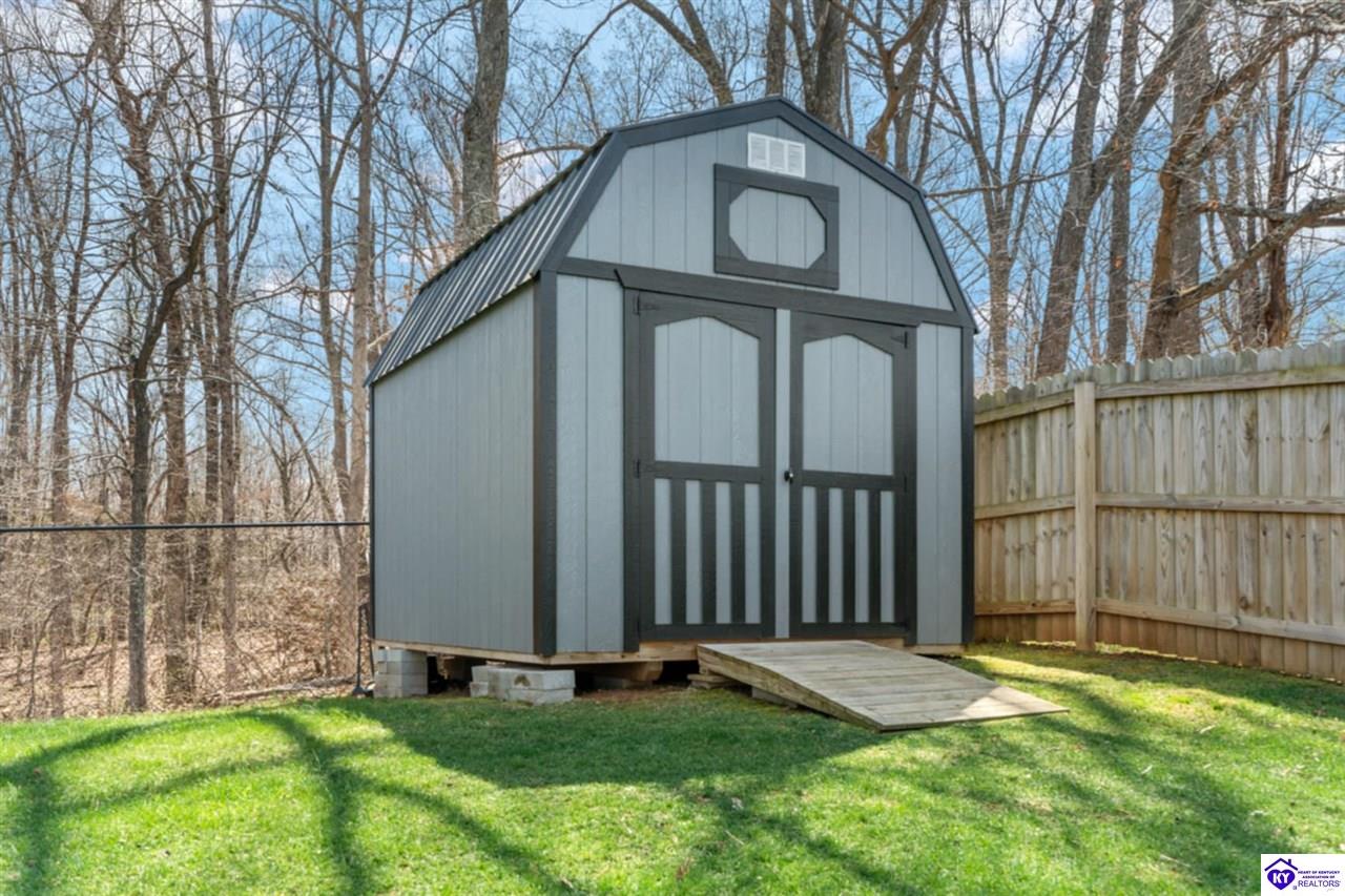 136 Lowball Lane photo 28