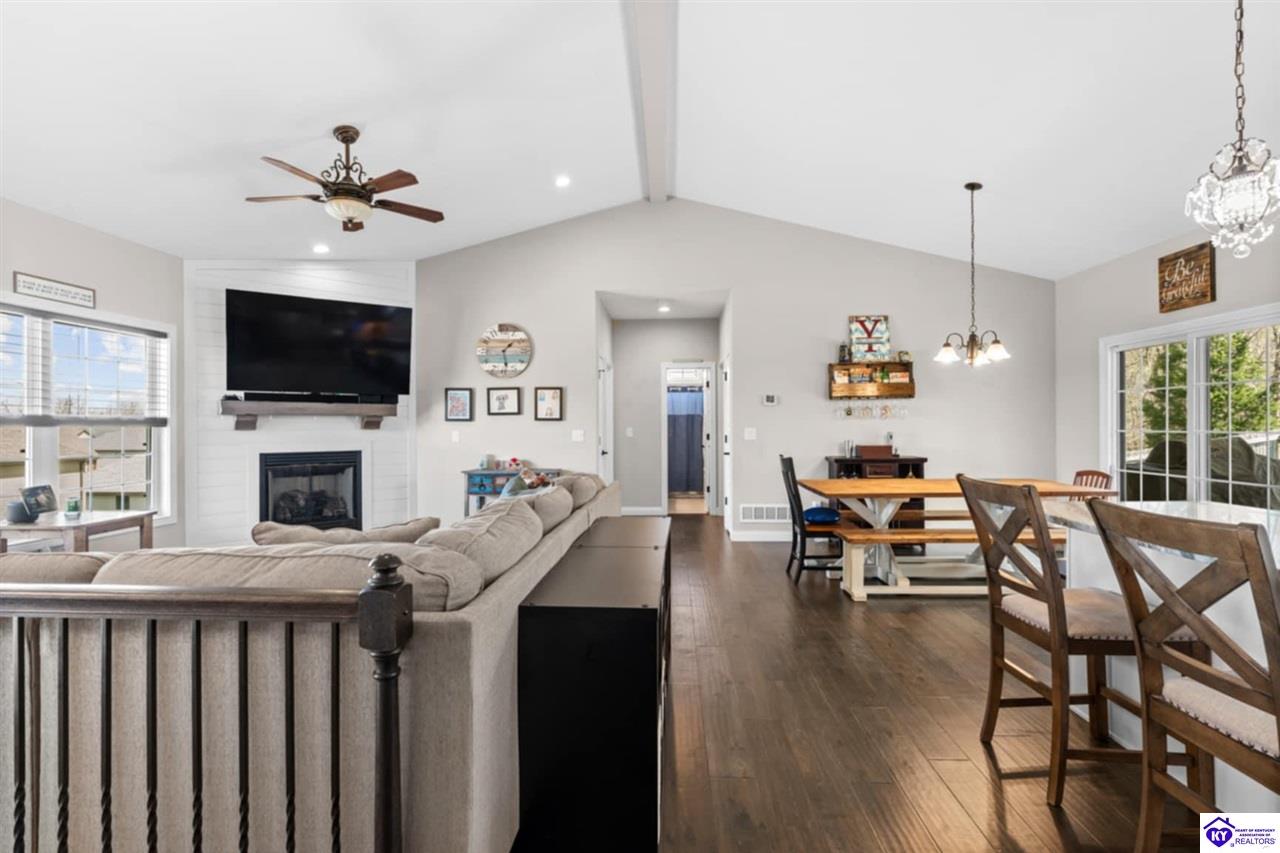 136 Lowball Lane photo 6