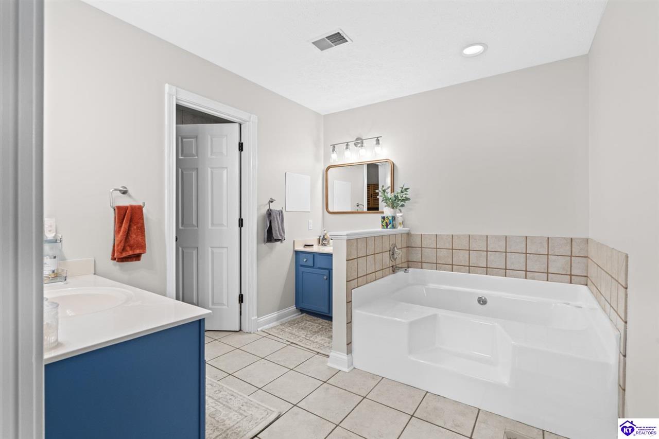 506 Michigan Avenue photo 25