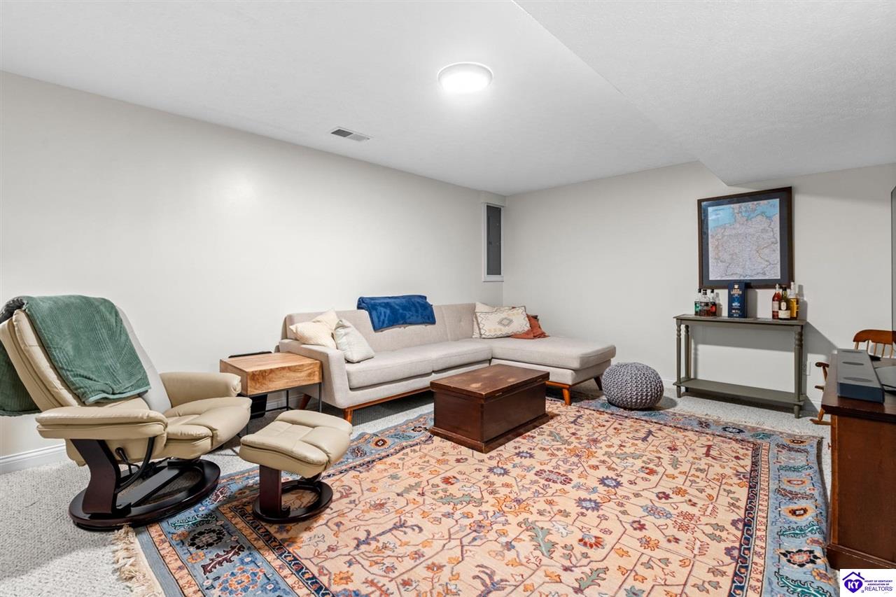 506 Michigan Avenue photo 36