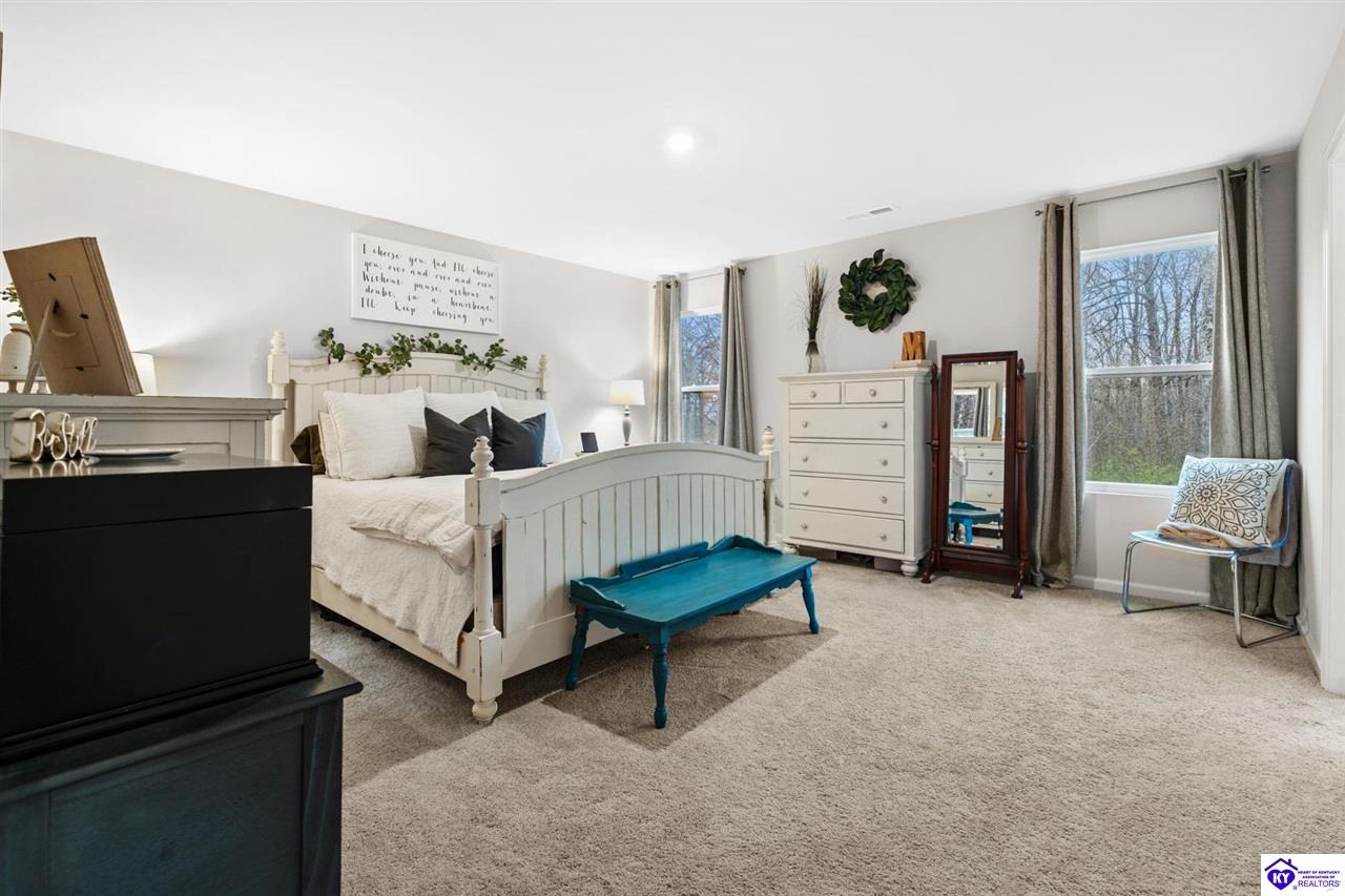 124 Highpoint Court photo 20