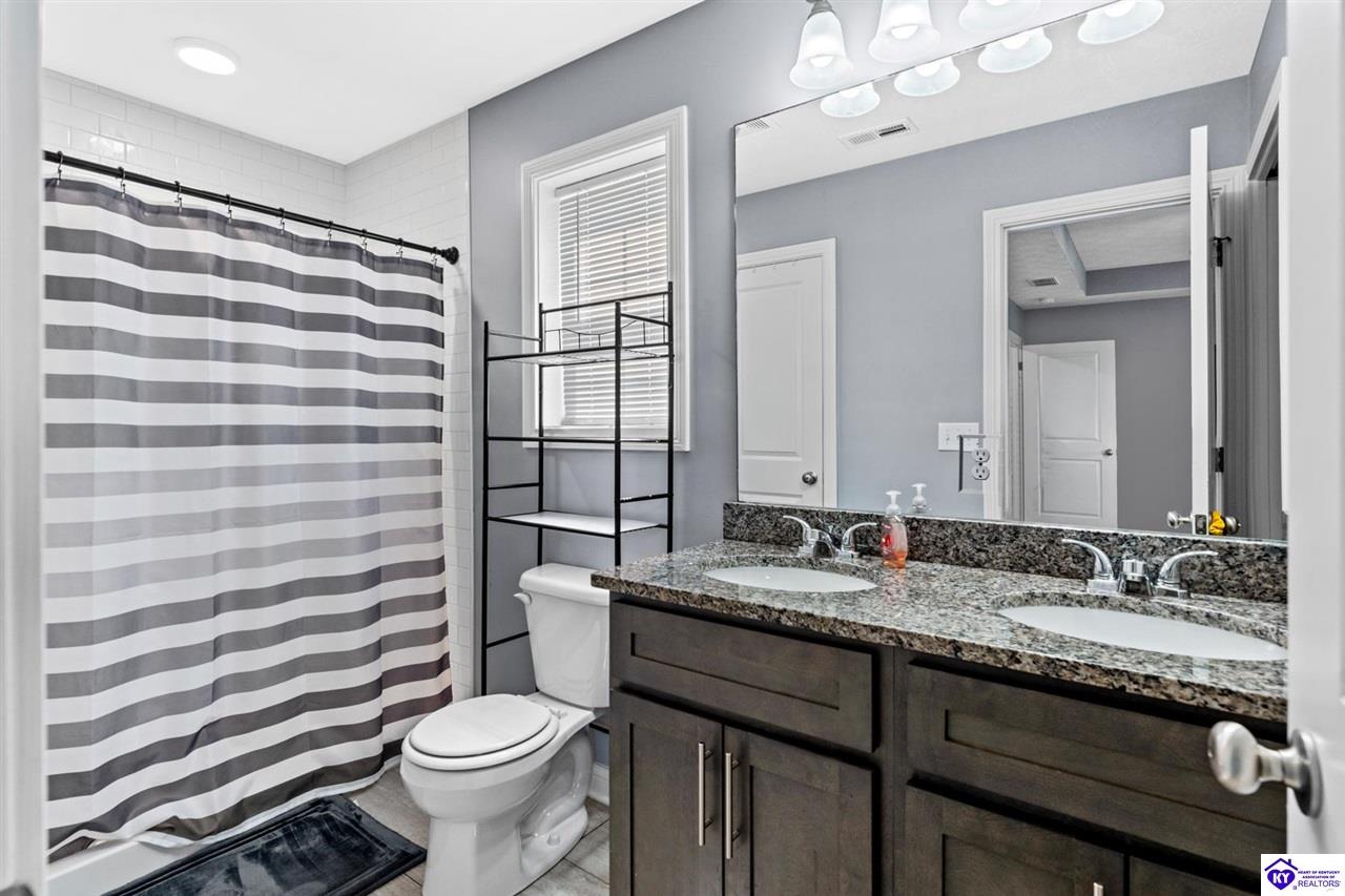 416 Turnberry Court photo 15