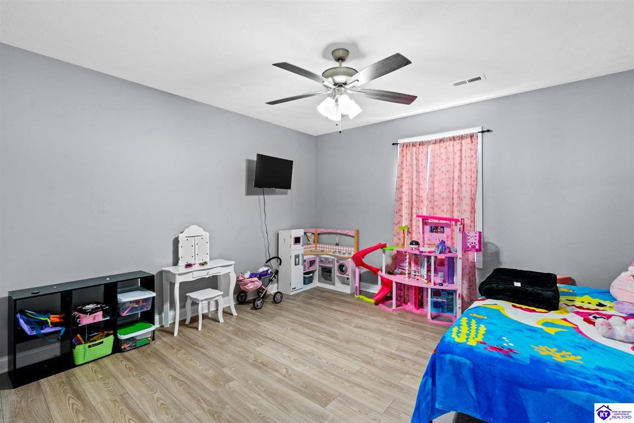 416 Turnberry Court photo 20