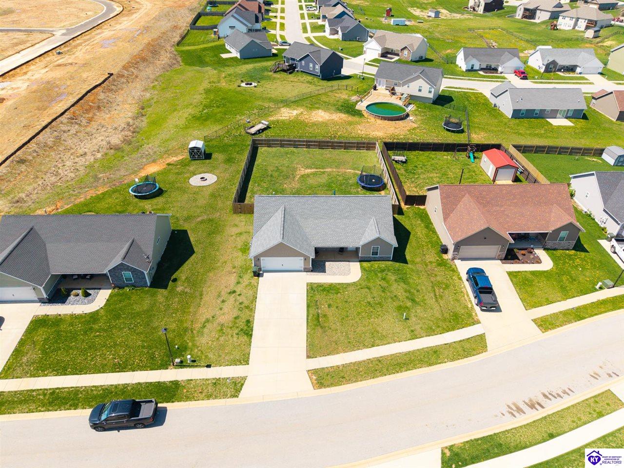 416 Turnberry Court photo 4