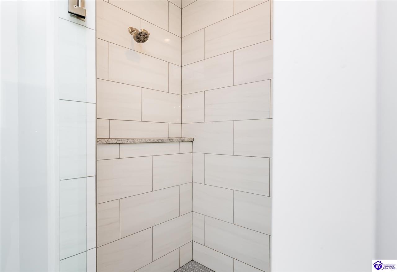 113 Summit Creek Drive photo 29