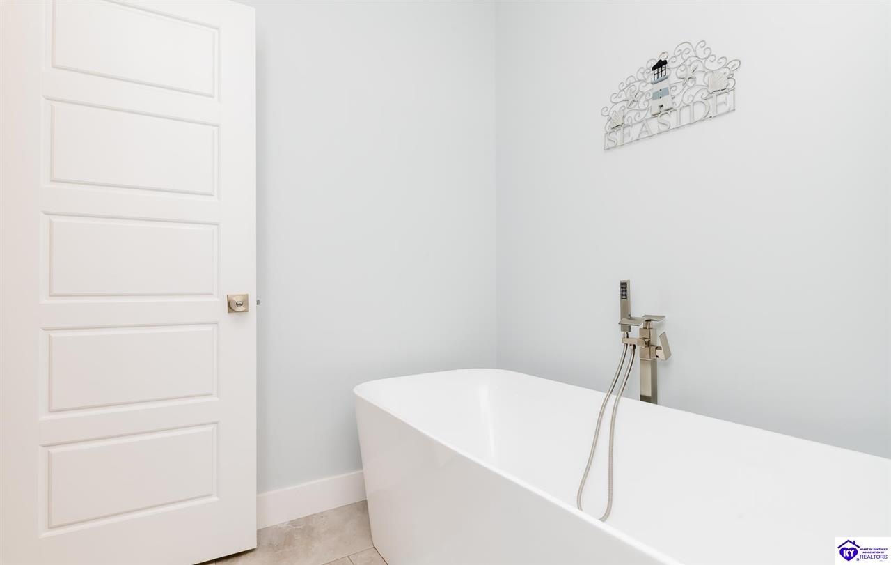 113 Summit Creek Drive photo 30