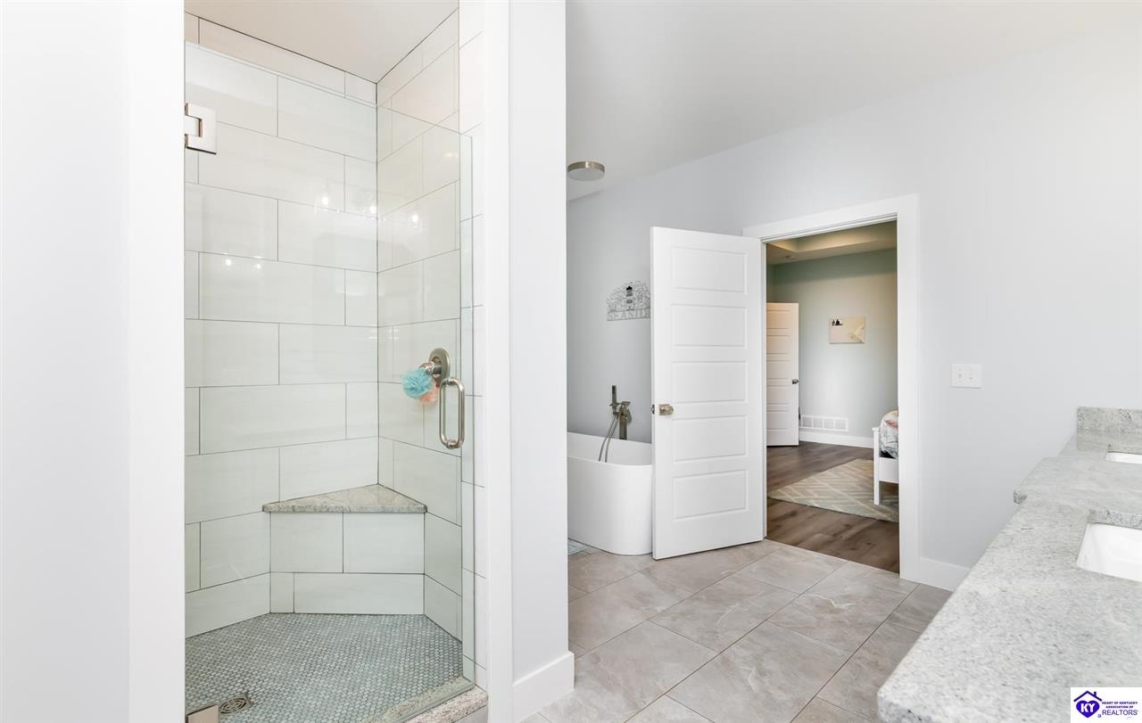 113 Summit Creek Drive photo 31