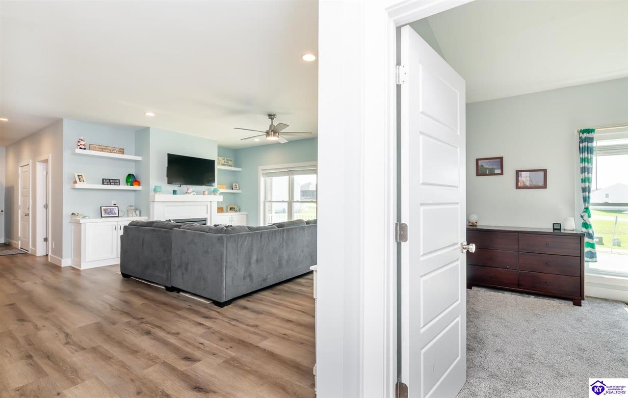 113 Summit Creek Drive photo 35