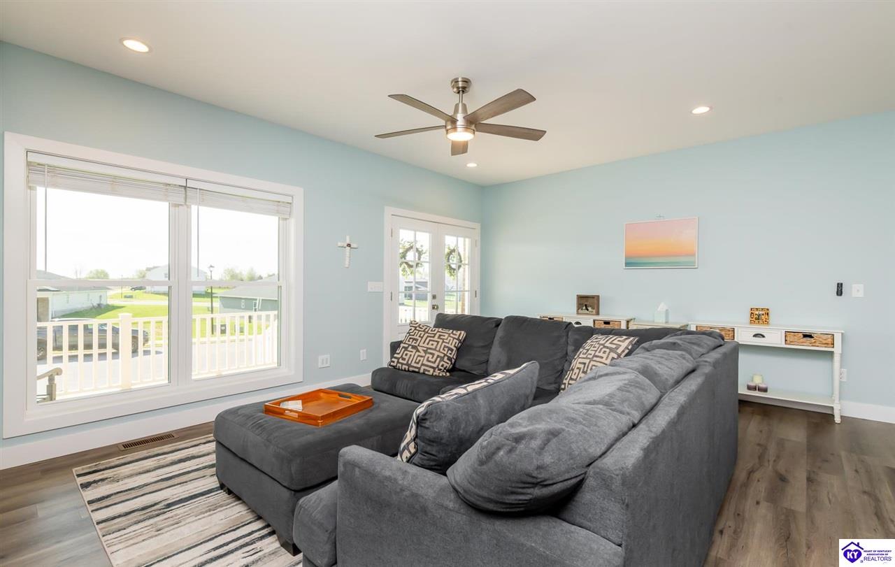 113 Summit Creek Drive photo 7