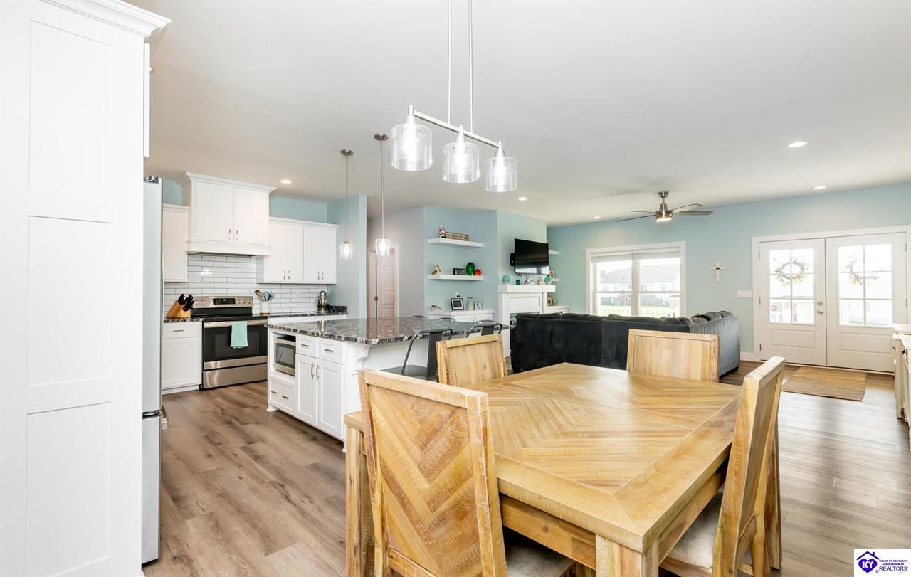 113 Summit Creek Drive photo 9