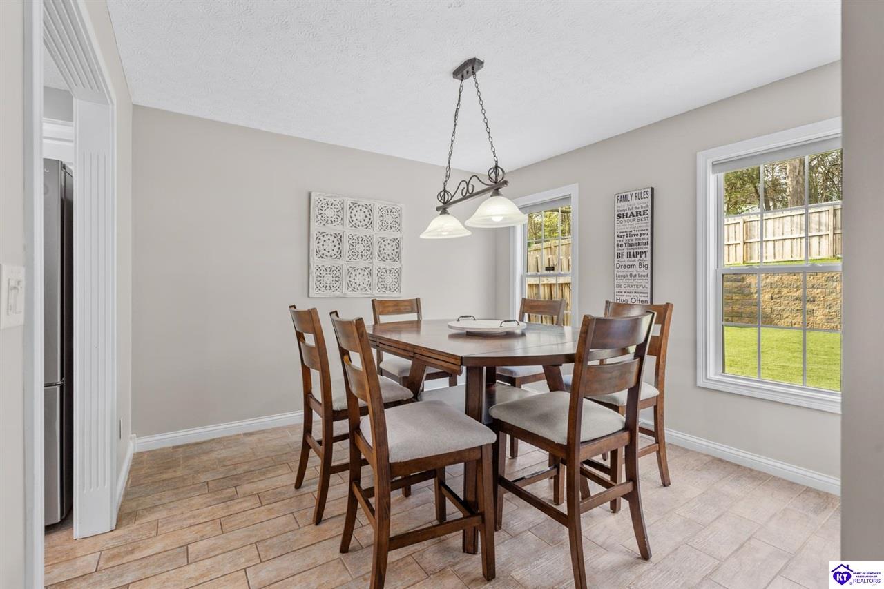 469 Arbor Lane photo 15