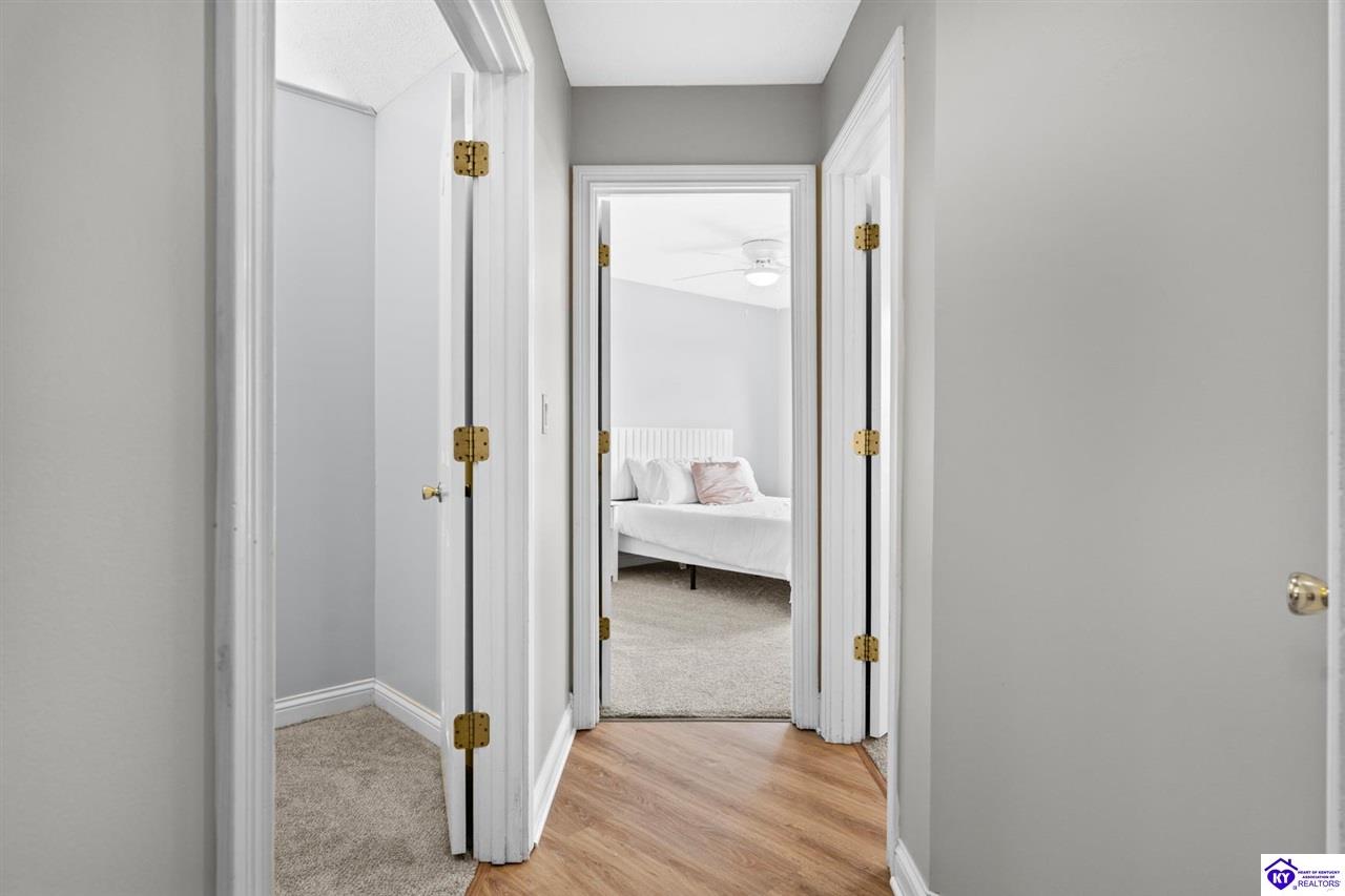 469 Arbor Lane photo 20