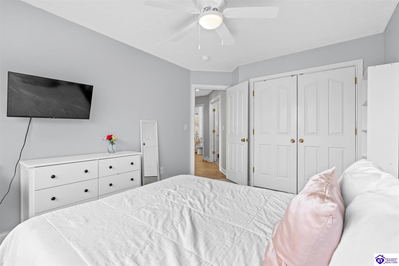 469 Arbor Lane photo 24