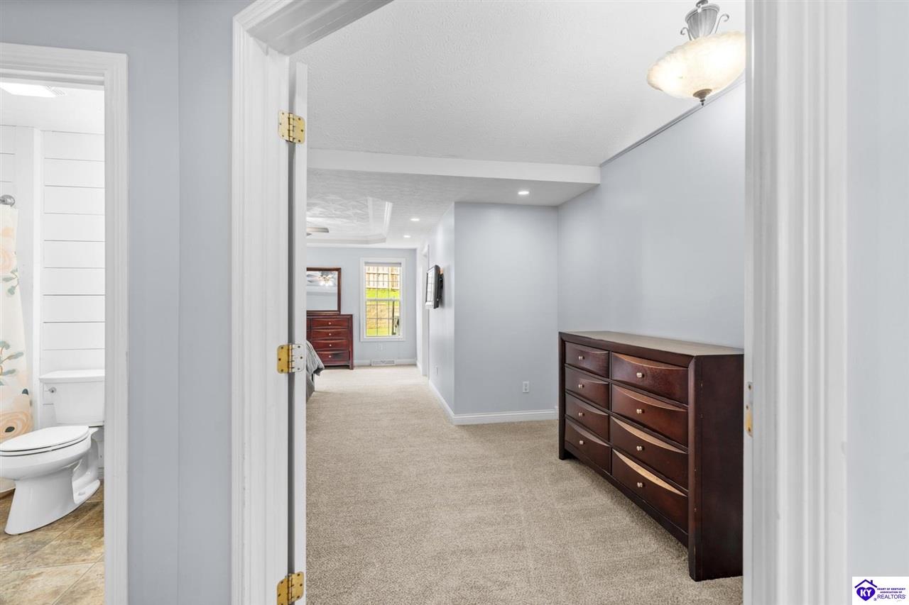 469 Arbor Lane photo 27