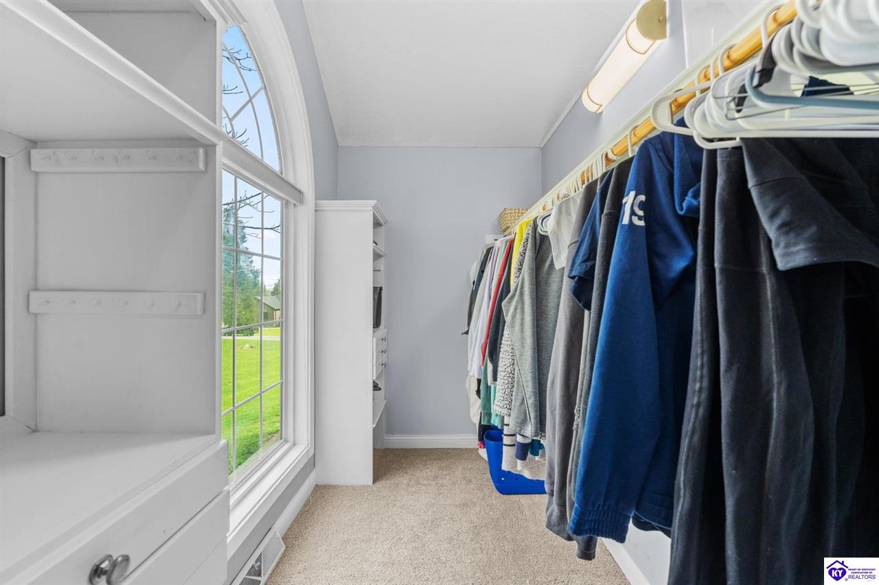 469 Arbor Lane photo 32