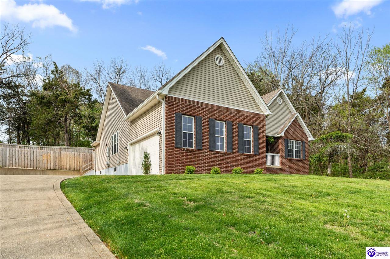 469 Arbor Lane photo 4