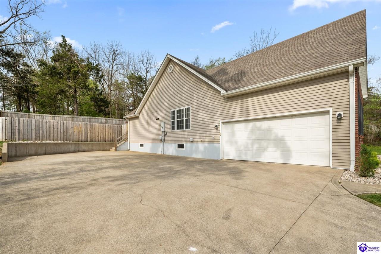 469 Arbor Lane photo 6