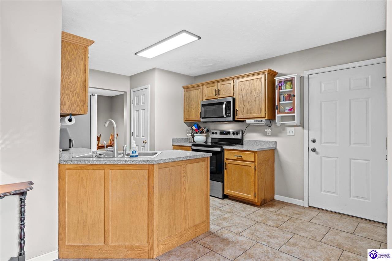 37 Retrieve Court photo 11