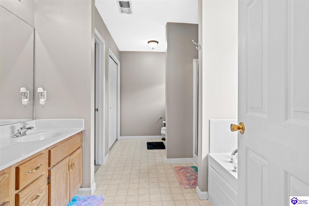 37 Retrieve Court photo 17