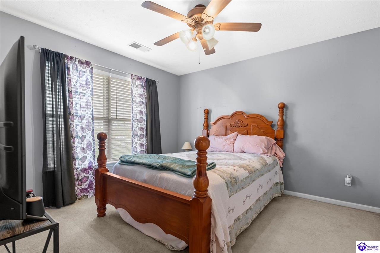 37 Retrieve Court photo 20