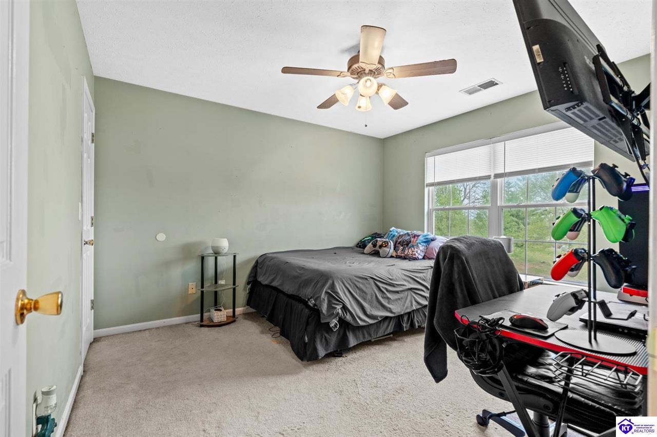 37 Retrieve Court photo 22