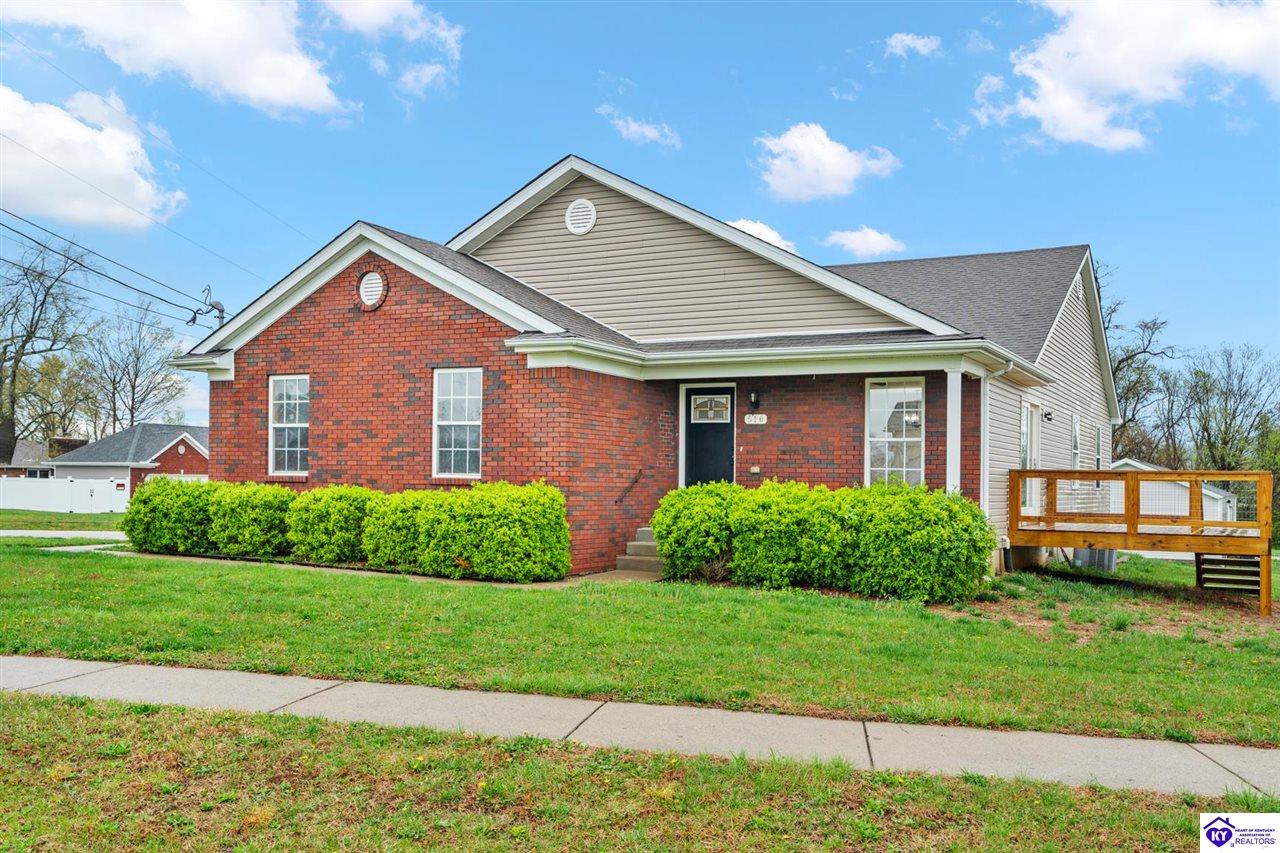 510 University Drive photo 1