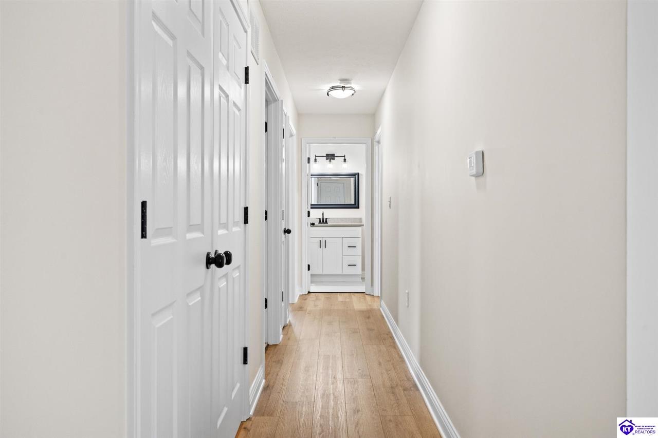 510 University Drive photo 11