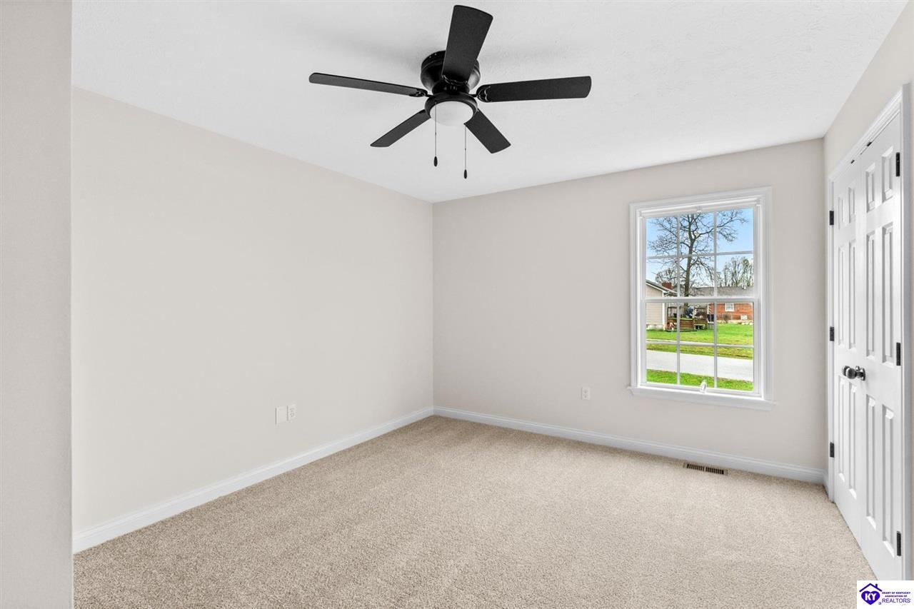 510 University Drive photo 13