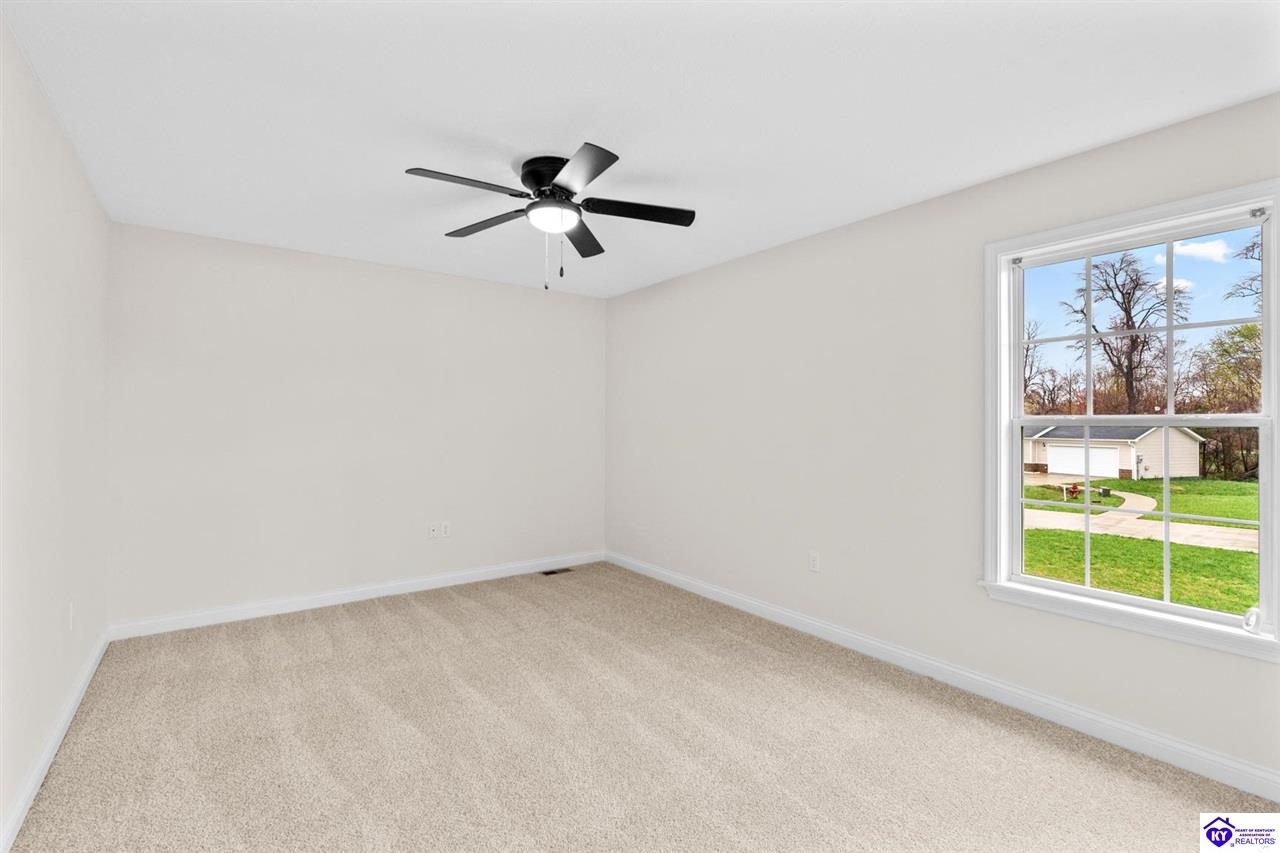 510 University Drive photo 14