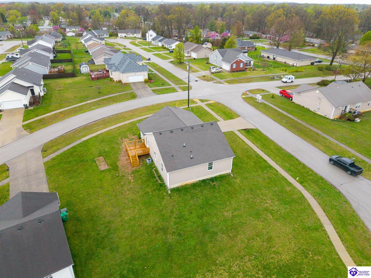 510 University Drive photo 2