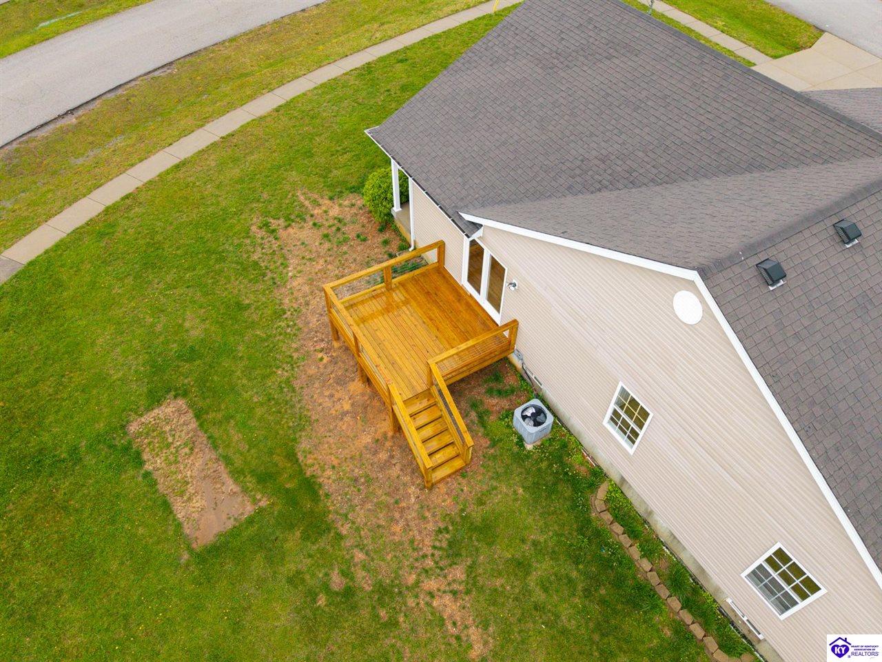 510 University Drive photo 29