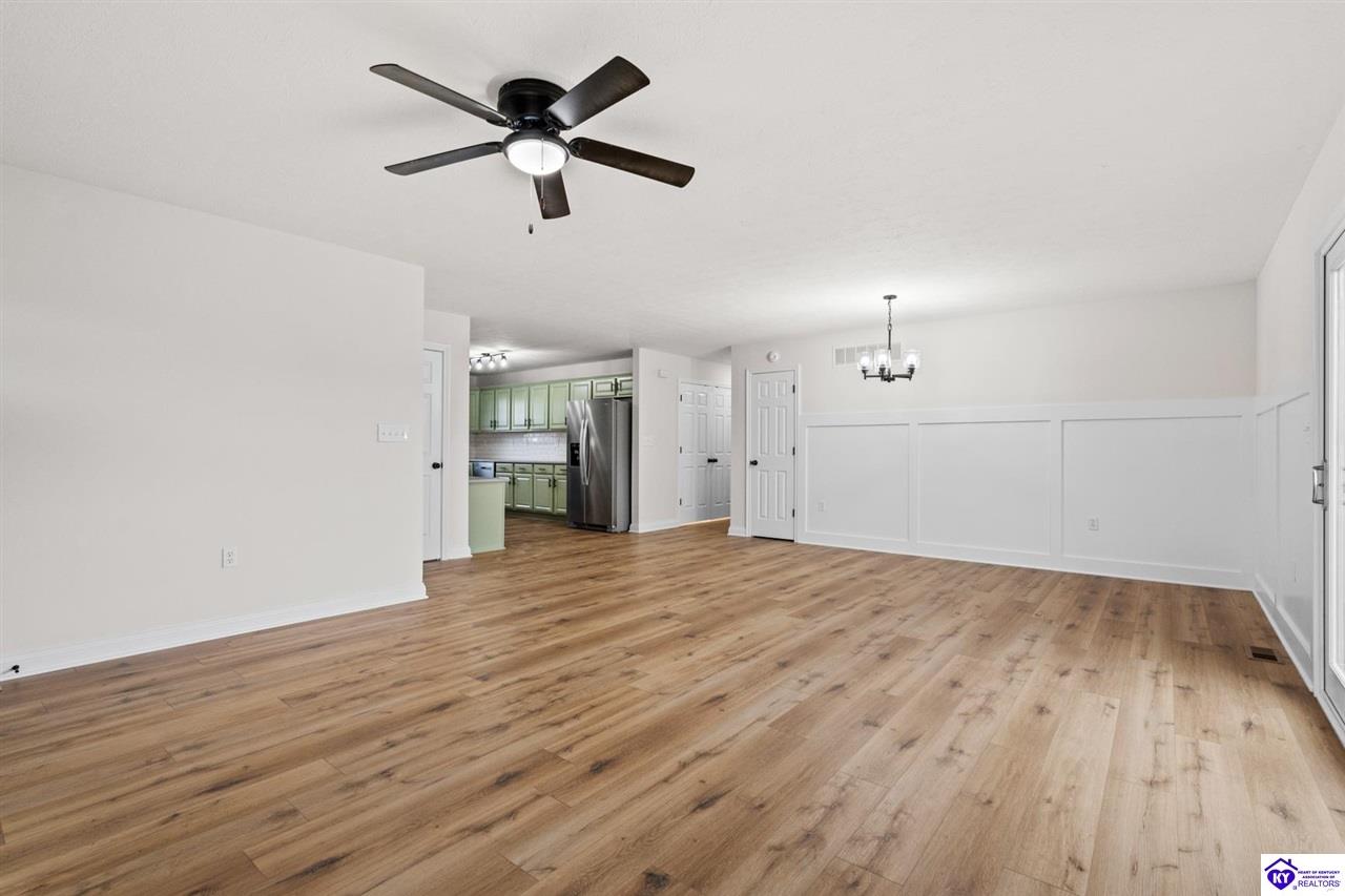 510 University Drive photo 5