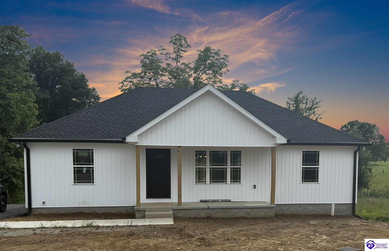 741 W Rhudes Creek Road photo 1