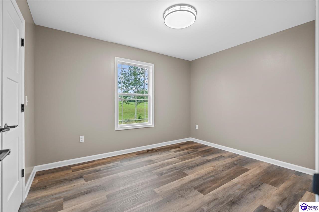 741 W Rhudes Creek Road photo 21